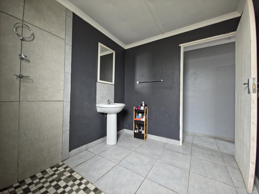 3 Bedroom Property for Sale in Hawston Western Cape